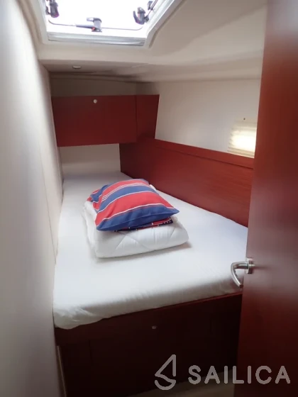 Hanse 455 - Yacht Charter Sailica
