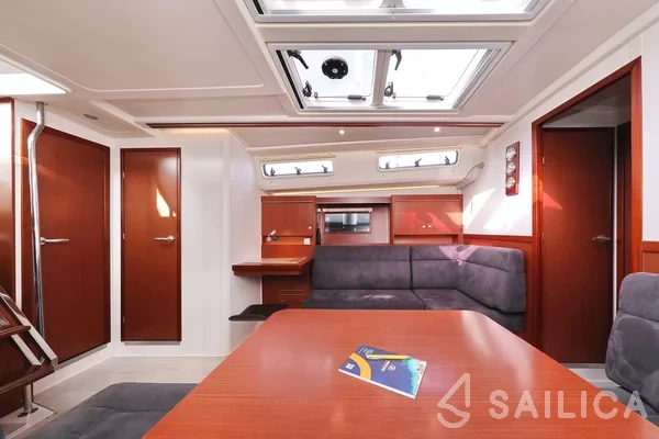 Hanse 455 - Yacht Charter Sailica