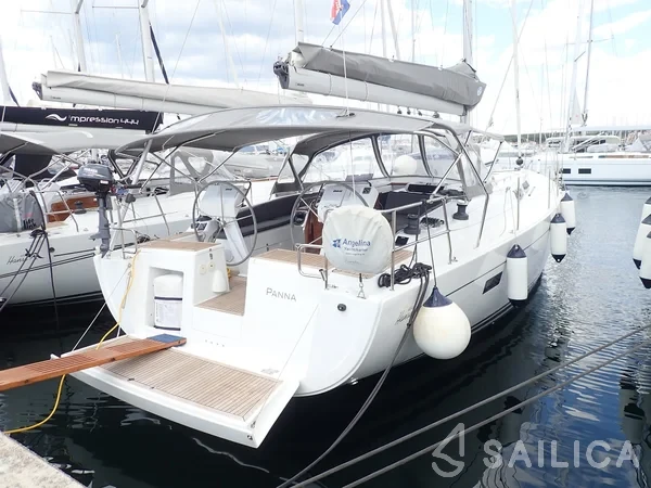 Hanse 455 - Yacht Charter Sailica