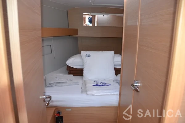 Dufour 390 Grand Large - Yacht Charter Sailica