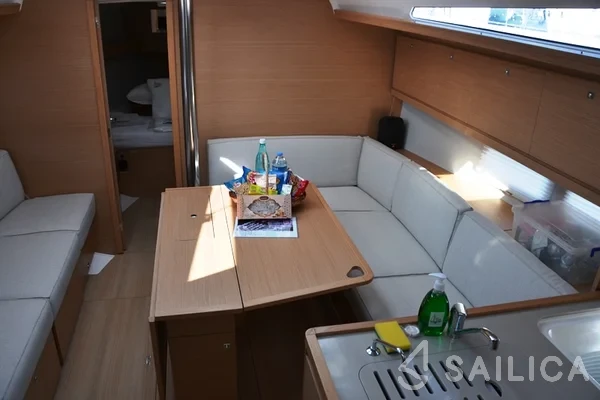 Dufour 390 Grand Large - Yacht Charter Sailica