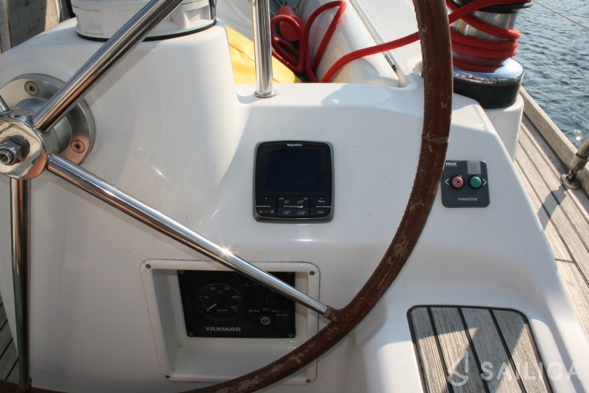 Oceanis 40 - Yacht Charter Sailica