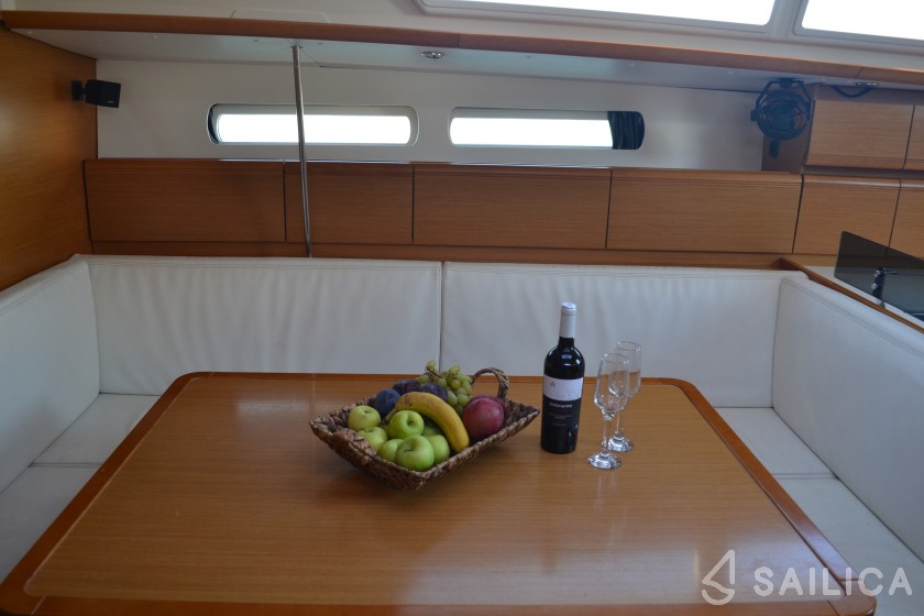 Sun Odyssey 439 - Yacht Charter Sailica