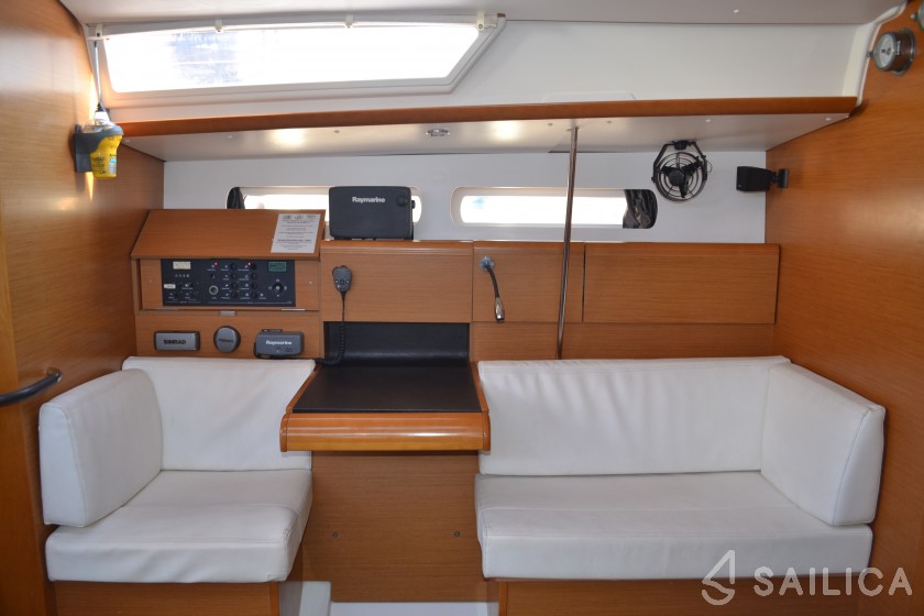 Sun Odyssey 439 - Yacht Charter Sailica