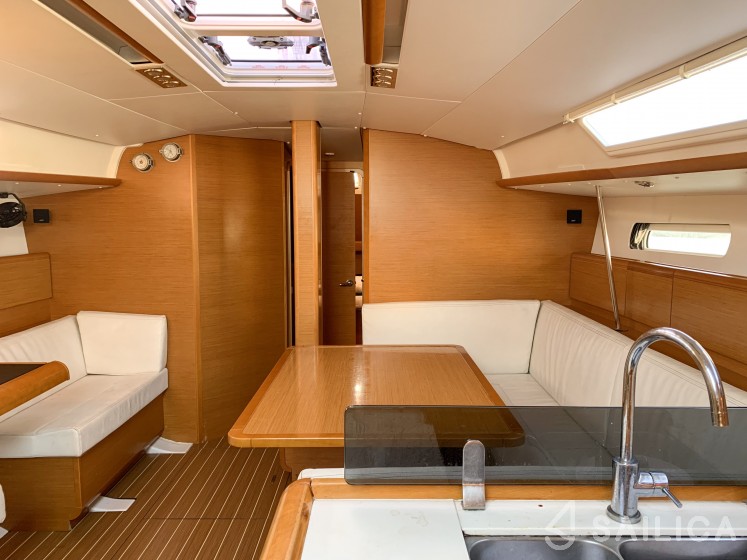 Sun Odyssey 439 - Yacht Charter Sailica