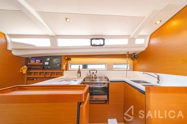Sun Odyssey 440 - Yacht Charter Sailica