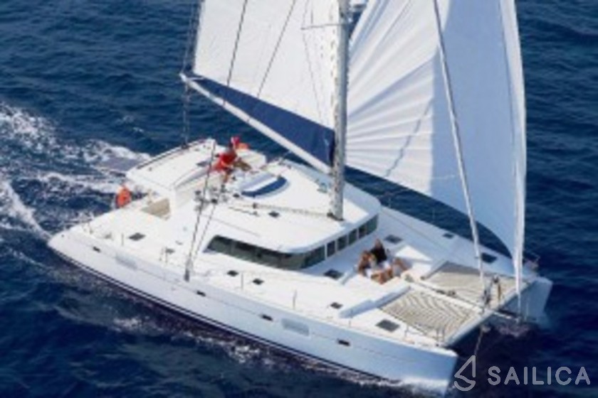 Lagoon 500 - Yacht Charter Sailica