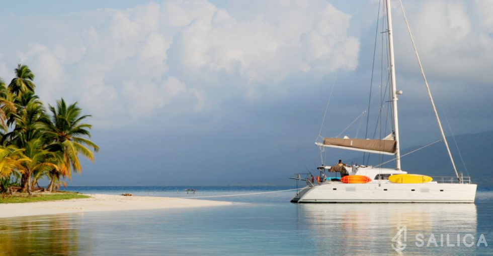 Lagoon 500 - Yacht Charter Sailica