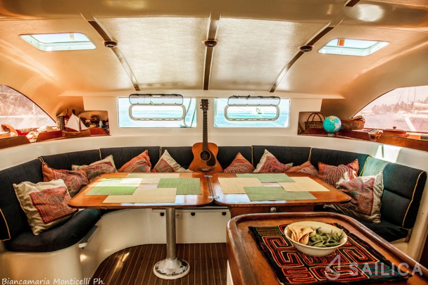 Nautitech 44 - Yacht Charter Sailica