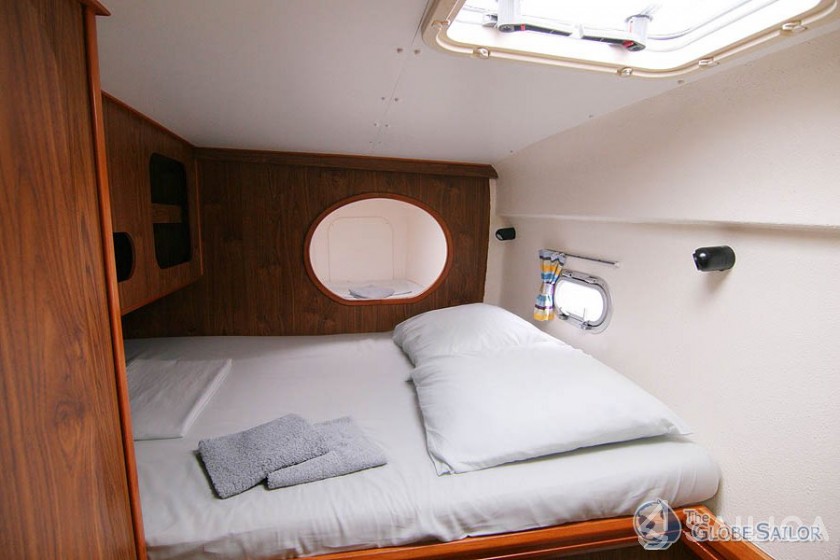Nautitech 40 open NEW - 4 + 2 cab. - Yacht Charter Sailica