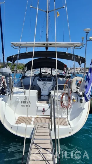 Oceanis 411 Clipper - Yacht Charter Sailica