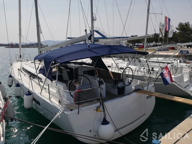 Sun Odyssey 490 - Yacht Charter Sailica