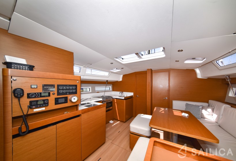 Sun Odyssey 490 - Yacht Charter Sailica