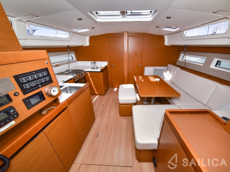 Sun Odyssey 490 - Yacht Charter Sailica