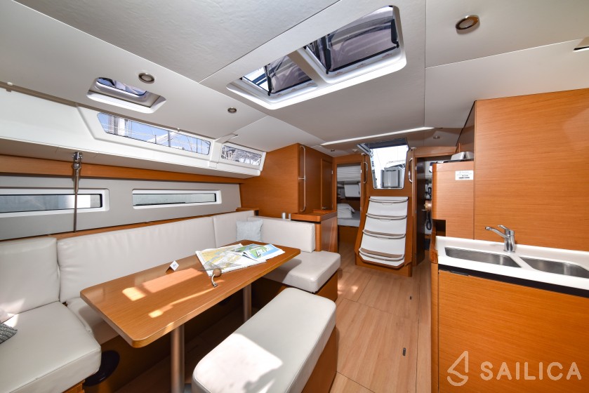 Sun Odyssey 490 - Yacht Charter Sailica
