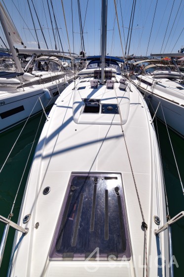 Sun Odyssey 490 - Yacht Charter Sailica