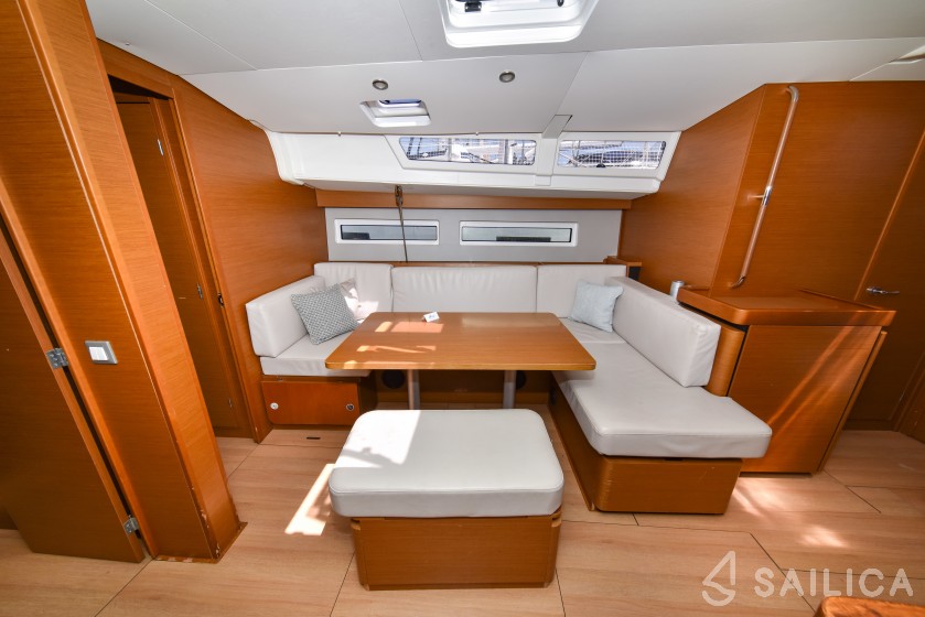 Sun Odyssey 490 - Yacht Charter Sailica