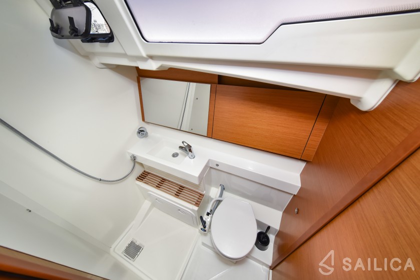 Sun Odyssey 490 - Yacht Charter Sailica