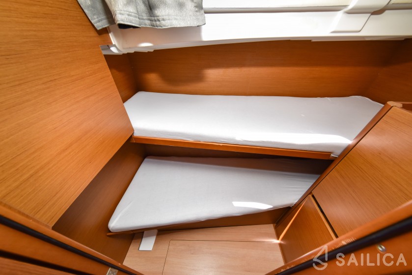 Sun Odyssey 490 - Yacht Charter Sailica