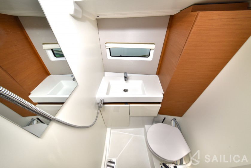 Sun Odyssey 490 - Yacht Charter Sailica