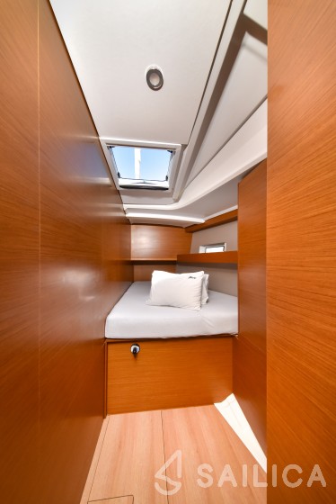 Sun Odyssey 490 - Yacht Charter Sailica