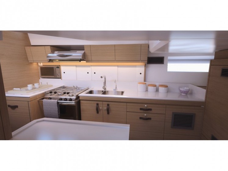 Jeanneau 54 - 6 cab. - Yacht Charter Sailica