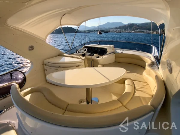 Azimut 55 - Yacht Charter Sailica