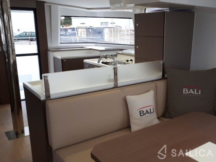 Bali 4.8  - Yacht Charter Sailica