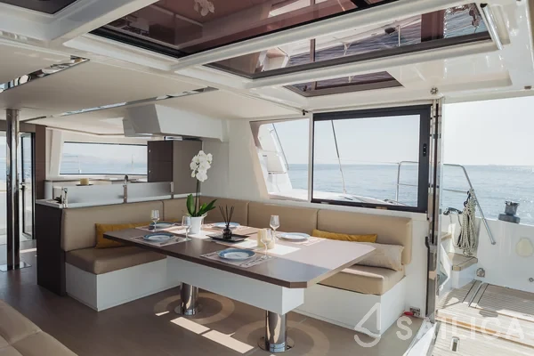 Bali 4.8  - Yacht Charter Sailica