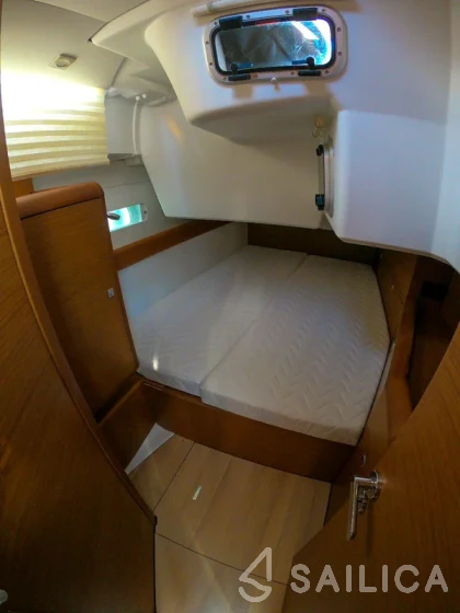 Sun Odyssey 519 - Yacht Charter Sailica
