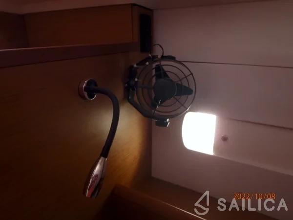 Sun Odyssey 519 - Yacht Charter Sailica