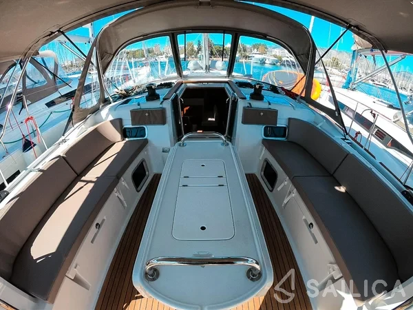 Sun Odyssey 519 - Yacht Charter Sailica