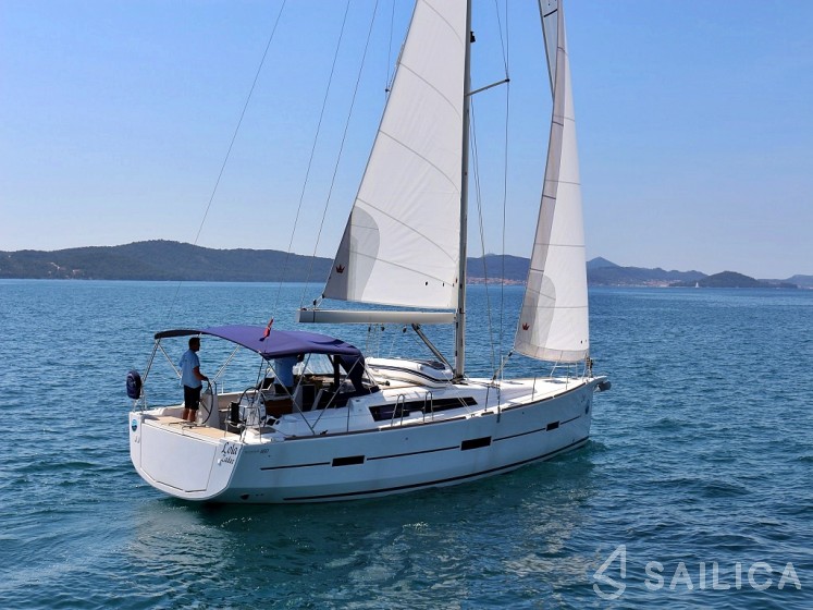 Dufour 460 GL - Yacht Charter Sailica