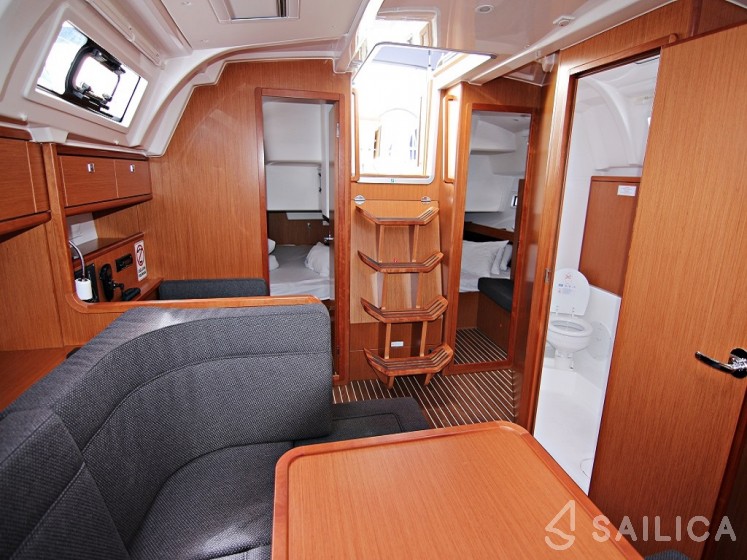 Bavaria 41 Cruiser - Yacht Charter Sailica