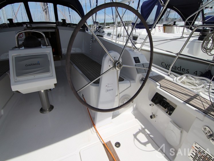 Bavaria 41 Cruiser - Yacht Charter Sailica
