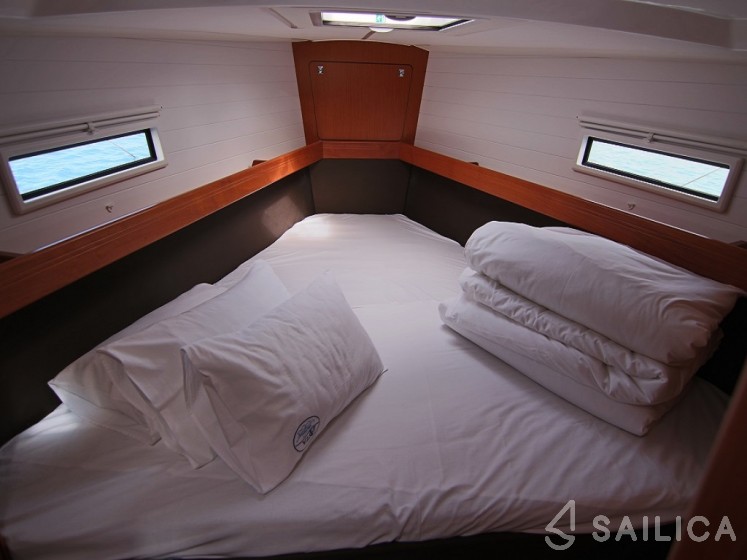 Bavaria 41 Cruiser - Yacht Charter Sailica