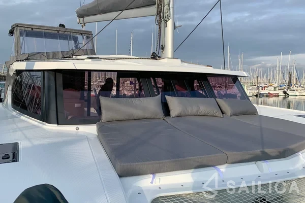 Lucia 40 - Yacht Charter Sailica