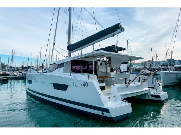Lucia 40 - Yacht Charter Sailica
