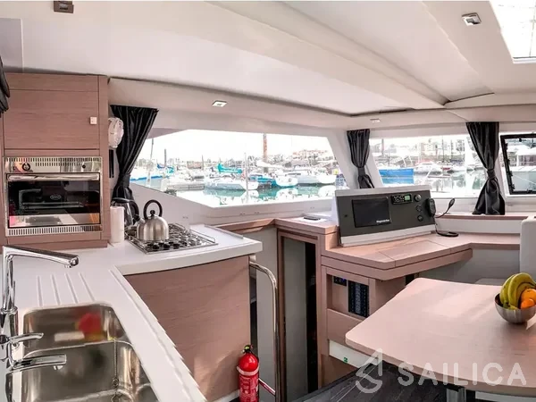 Lucia 40 - Yacht Charter Sailica
