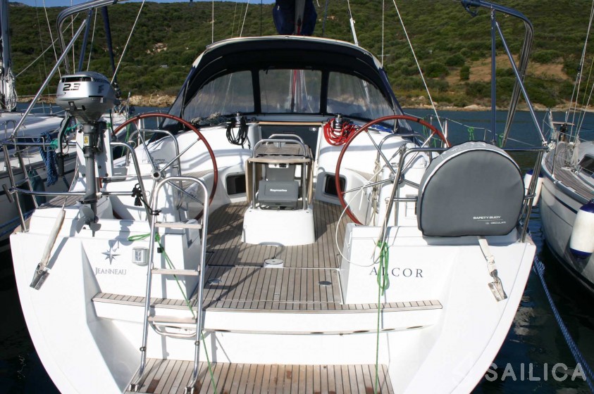 Sun Odyssey 44i - Yacht Charter Sailica