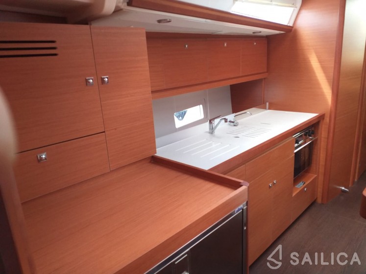 Dufour 430 - Yacht Charter Sailica