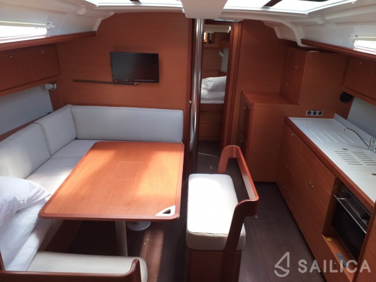 Dufour 430 - Yacht Charter Sailica