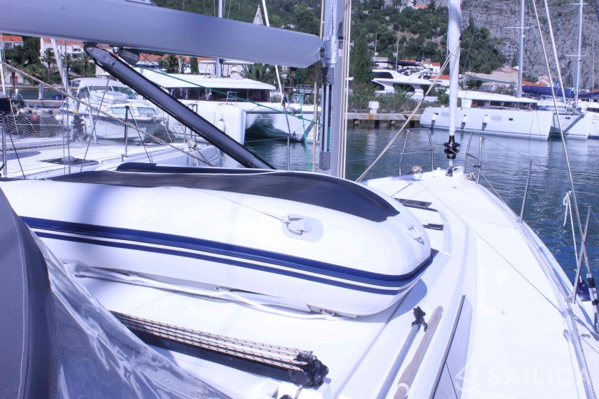 Dufour 430 - Yacht Charter Sailica