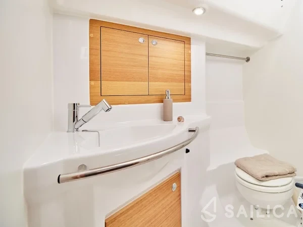 Elan Impression 40.1 - Yacht Charter Sailica