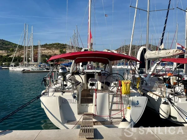 Oceanis 50 Family - Yacht Charter Sailica