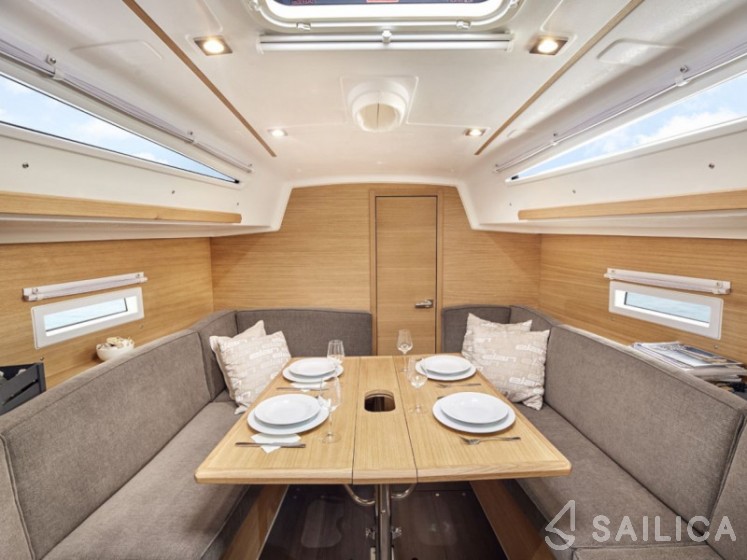 Elan E4 - Yacht Charter Sailica