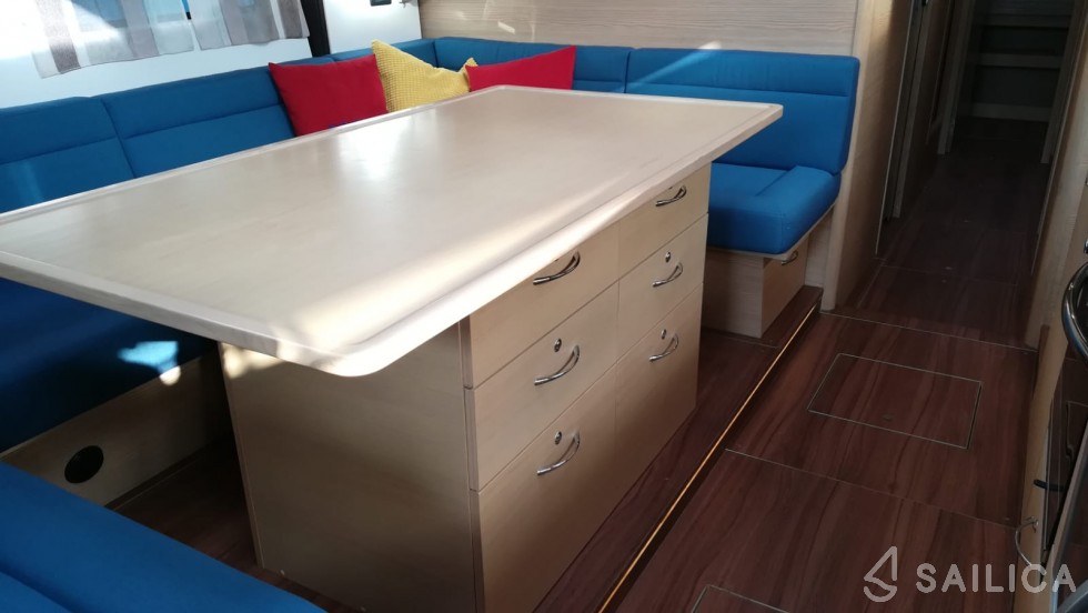 D&D Kufner 54 - Yacht Charter Sailica