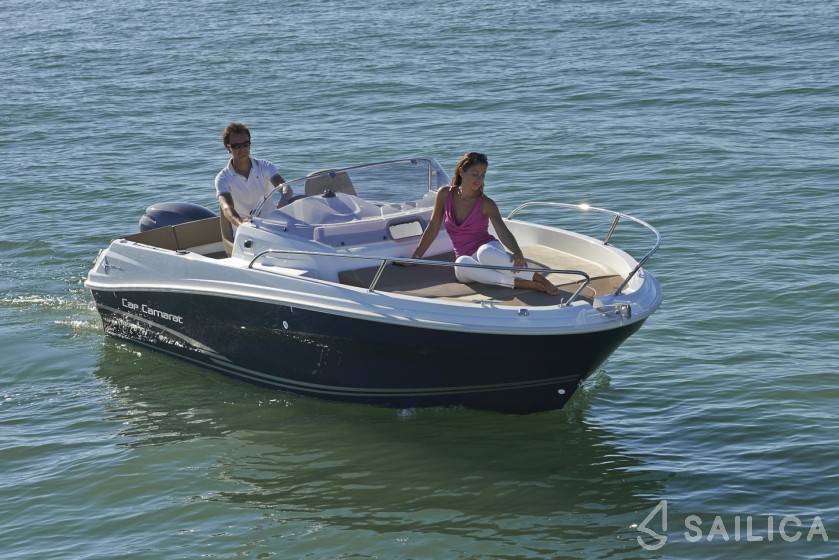 Cap Camarat 5.5 WA S2 - Yacht Charter Sailica