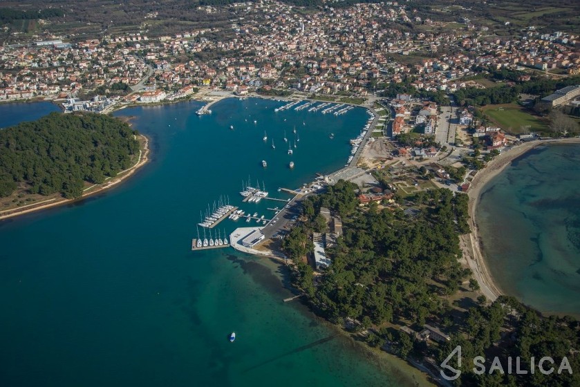 Cap Camarat 5.5 WA S2 - Yacht Charter Sailica