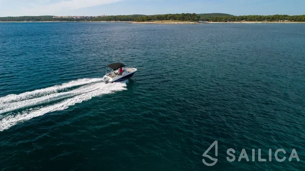 Cap Camarat 5.5 WA S2 - Yacht Charter Sailica